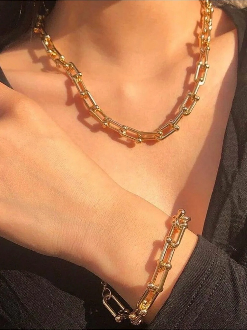 New Gold plated 18k Link Chain Necklace and Bracelet Set - Women's Jewelry